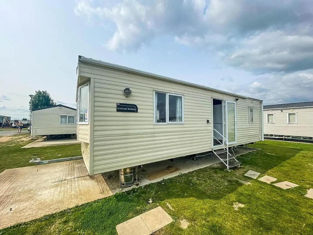2Br-Sleeps6-Wifi-Freeparking-Holidaypark Клактън он Сий Екстериор снимка